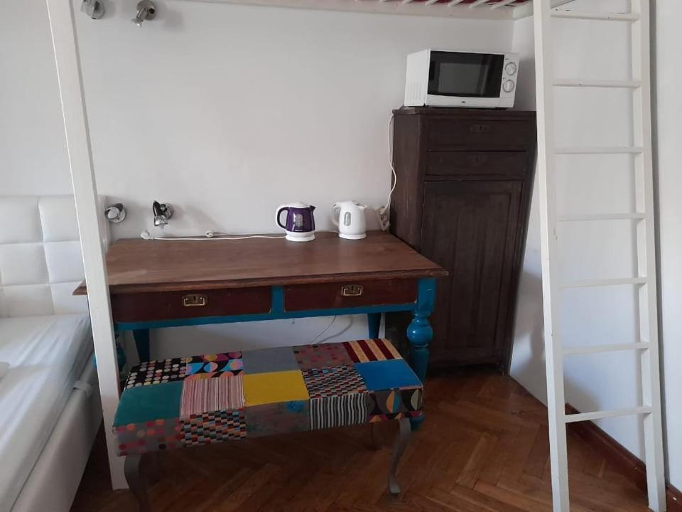 Rodzinna Przestrzen Dla 8 Osob 2 Pokoje Z Lazienka I Mini Aneksem 바르샤바 외부 사진