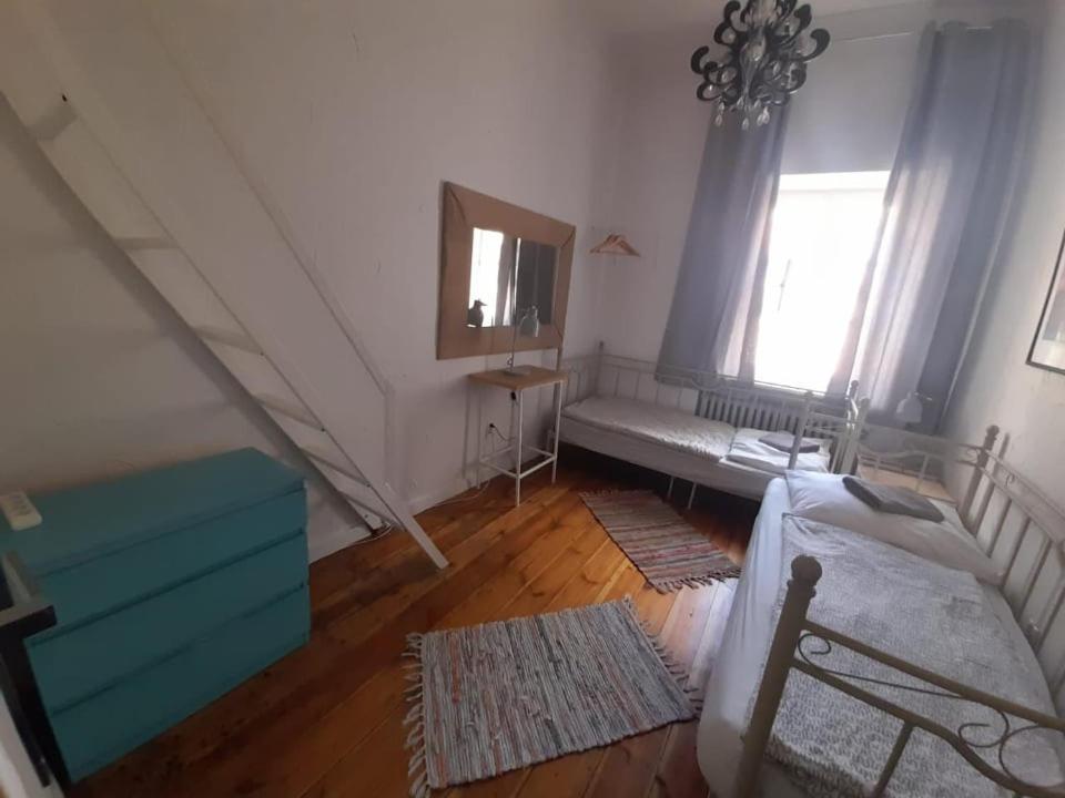 Rodzinna Przestrzen Dla 8 Osob 2 Pokoje Z Lazienka I Mini Aneksem 바르샤바 외부 사진